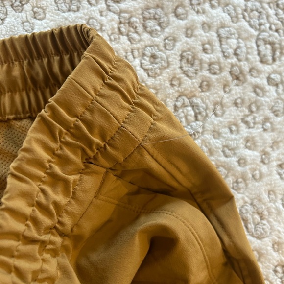 NWOT Old Navy Plus Size Women's 4x BrownShorts 4” - Picture 9 of 11